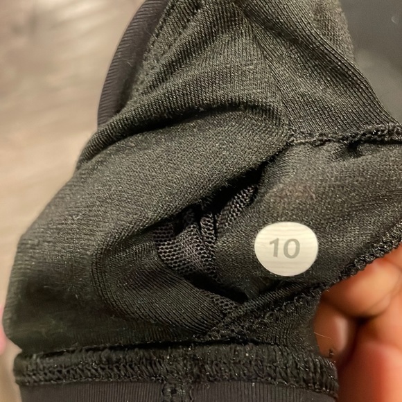 Lululemon Athletica Energy Bra With multi Straps Black Size 10 - Picture 5 of 6
